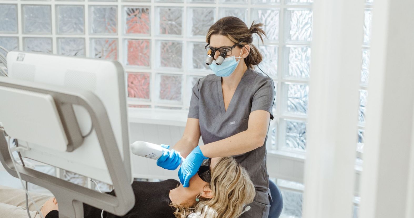 the-treatment-centre-private-dentist-truro-cornwall58 (1) the-treatment-centre-private-dentist-truro-cornwall58 (1)